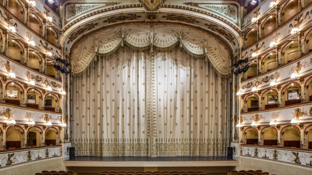 teatro-comunale &copy; Creative Commons