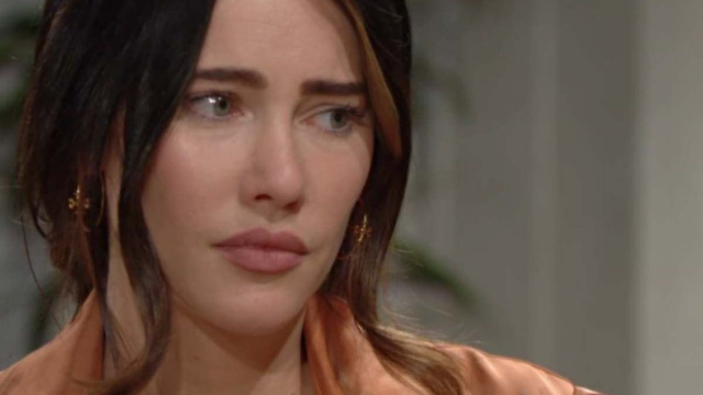 Steffy Forrester di Beautiful &copy; Beautiful