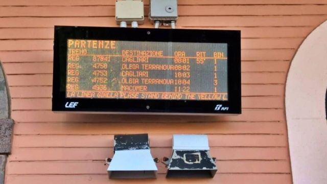 Treni in ritardo e bus sostitutivi: stamane nuovi disagi per i ... &copy; Creative Commons