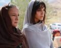 Far Away, cambio programmazione su Canale 5: la soap non torna più nel primo pomeriggio
