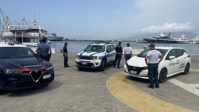 Castellammare, controlli congiunti della Guardia Costiera ... &copy; Creative Commons