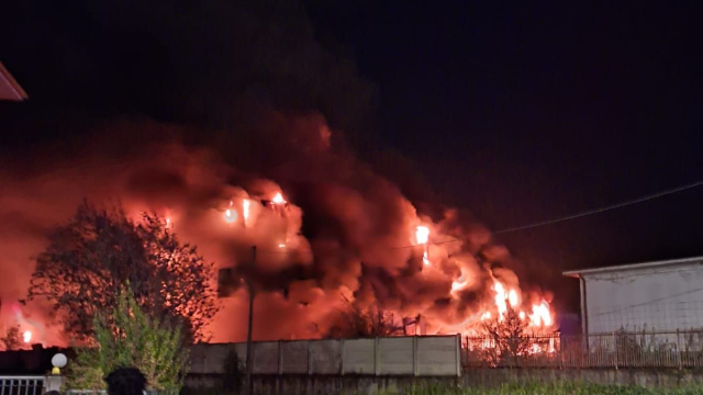 Incendio nell'ex centrale del latte Cappello ad Alba: c'&egrave; timore ... &copy; Creative Commons