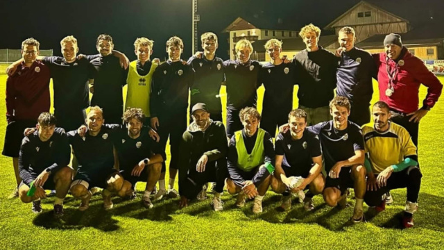 Jannik Sinner visita una squadra di calcio in Val Pusteria: la ... &copy; Creative Commons