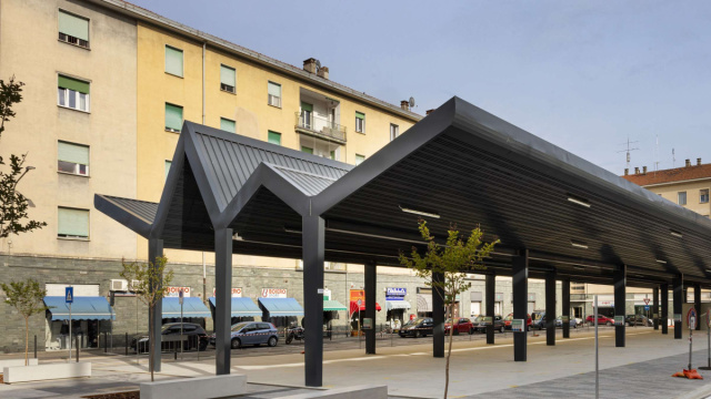 Nuovo mercato di Piazza Roma - Pinerolo (TO)  Architetture Rivelate &copy; Creative Commons