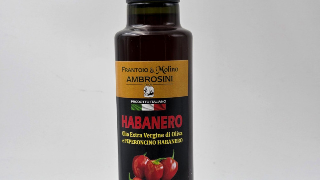 Olio extravergine di oliva e peperoncino Habanero &ndash; condimento ... &copy; Creative Commons