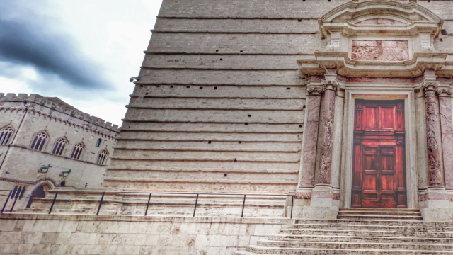Cattedrale di San Lorenzo (Perugia) - Wikipedia &copy; Creative Commons