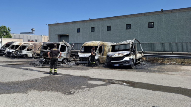 Maxi incendio a Fiano Romano nella zona industriale: colonna di ... &copy; Creative Commons