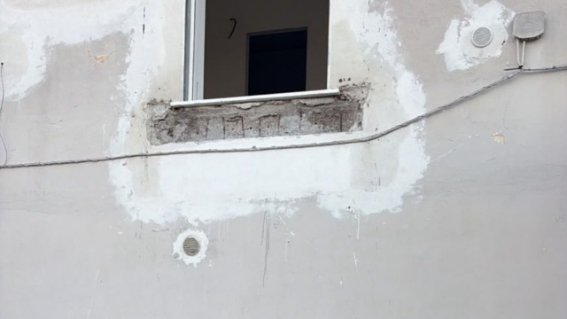 Santa Maria la Carit&agrave;, crolla un balcone: quattro feriti, due in ... &copy; Creative Commons