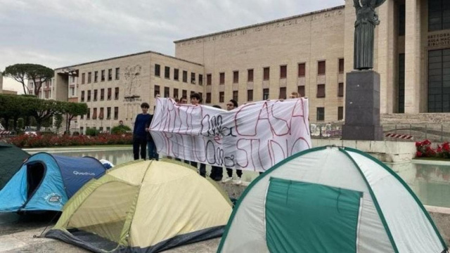 Sapienza, ritorna la protesta delle tende contro il caro affitti ... &copy; Creative Commons