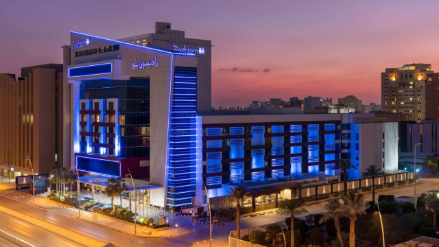 Scopri Blu  Radisson Blu Hotel & Convention Center, Riyadh Minhal &copy; Creative Commons