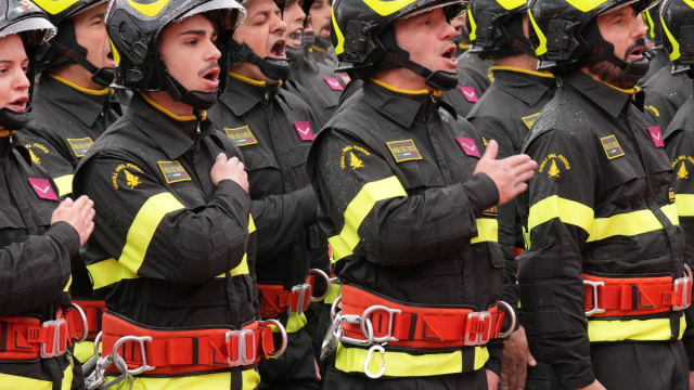 VIGILI DEL FUOCO, NELLA SCUOLA DI CAPANNELLE HANNO GIURATO 773 ... &copy; Creative Commons