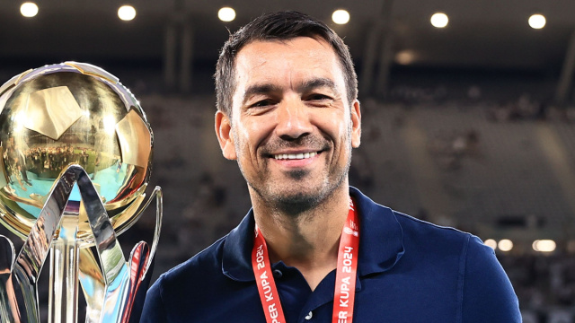 Giovanni van Bronckhorst - Wikipedia &copy; Creative Commons