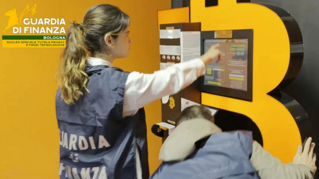 Guardia di Finanza, sequestrati 39 "cripto bancomat" &copy; Creative Commons