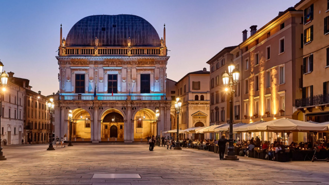 Piazza della Loggia - Italia.it &copy; Creative Commons