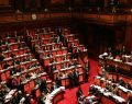Camera approva risoluzioni di maggioranza, opposizioni assenti su Ucraina