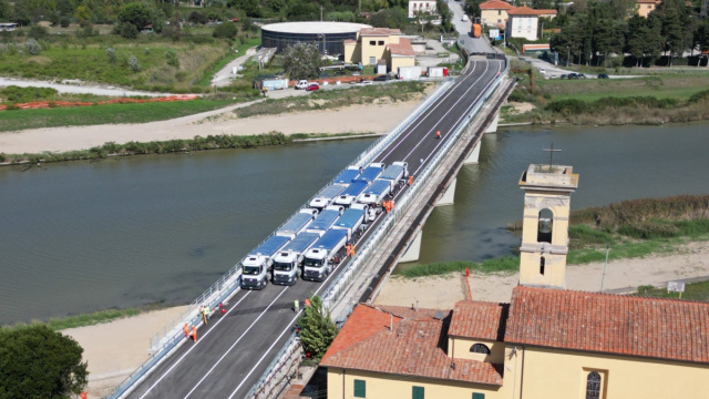 Aurelia, eseguite le prove di carico per il nuovo ponte sul canale ... &copy; Creative Commons
