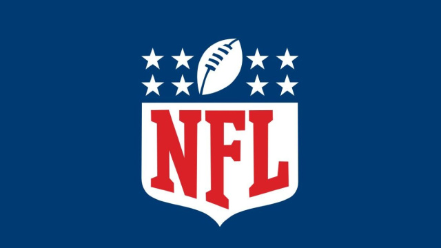 Il logo della NFL su sfondo blu.