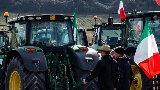 Riscatto agricolo: "Accogliamo l'invito di Amadeus, trattori ... &copy; Creative Commons