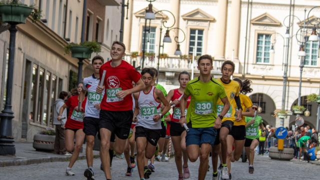 Staffetta Podistica Trofeo 7 Torri di Aosta &copy; Creative Commons