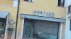 Veronese, colpo in gioielleria: vetrina sfondata con un pick-up