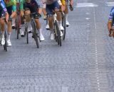 La vittoria di Van der Poel nell'ultima tappa del Tour de France - &copy; Screenshot Eurosport