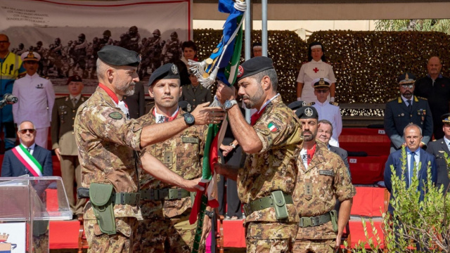 Cambio al comando del 152/o reggimento fanteria 'Sassari' &copy; Creative Commons