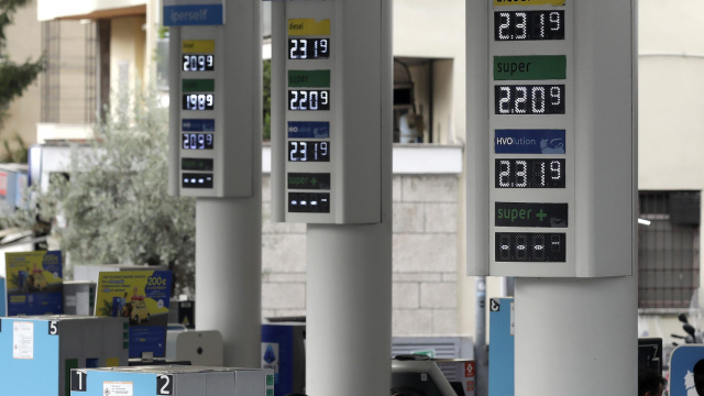 Carburanti, finisce lo sconto sul diesel: torna il nodo delle accise &copy; Creative Commons