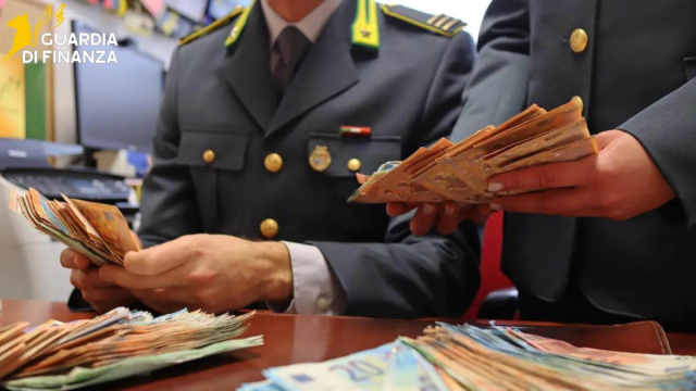 Giro di vite della Guardia di Finanza di Grosseto contro la ... &copy; Creative Commons
