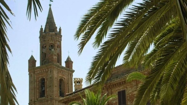 In foto una veduta di Corropoli - Wikimedia.