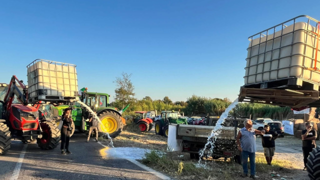La protesta degli agricoltori contro il Governo Meloni: "Basta ... &copy; Creative Commons