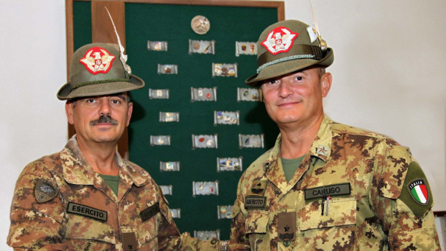 Nuovo capo di Stato maggiore al Comando Truppe Alpine di Bolzano ... &copy; Creative Commons