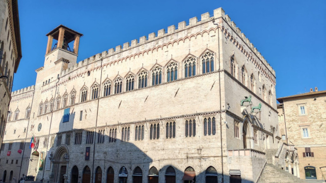 Palazzo dei Priori (Perugia) - Wikipedia &copy; Creative Commons