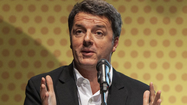 Tutte le facce di Matteo Renzi a Catania per lo statuto di Italia ... &copy; Creative Commons