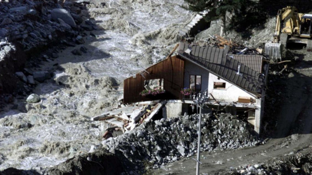 Venticinque anni fa l'alluvione che sfigur&ograve; la Valle d'Aosta &copy; Creative Commons
