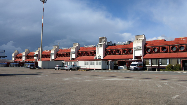 Aeroporto di Lamezia terme - lamezialive.it &copy; Creative Commons