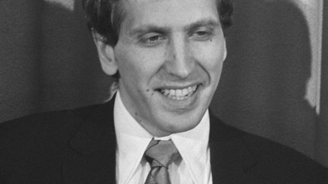 File:Bobby Fischer 1972.jpg - Wikipedia &copy; Creative Commons