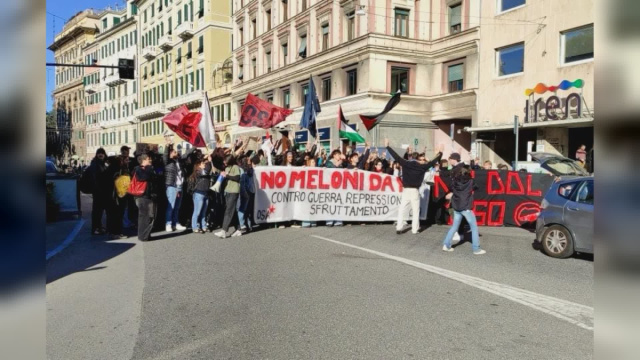 Genova: corteo studentesco pro Palestina e contro la Meloni ... &copy; Creative Commons