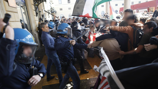 Flotilla, scontri a Bologna: il corteo cerca di entrare in ... &copy; Creative Commons