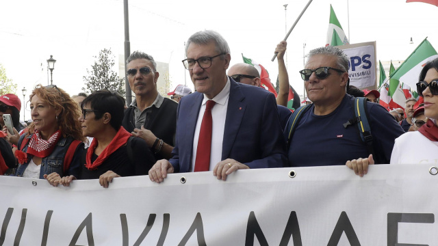 Manifestazione Cgil &laquo;La via Maestra&raquo; a Roma oggi, la diretta ... &copy; Creative Commons