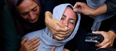 WFP taglia gli aiuti a Gaza: 500mila persone senza cibo per carenza fondi