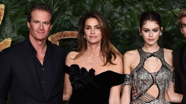 Lutto per Cindy Crawford: &egrave; morto il figlio di 27 anni Presley ... &copy; Creative Commons