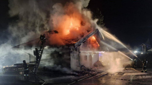 Incendio a Soraga in Val di Fassa: casa distrutta dalle fiamme - TV33 &copy; Creative Commons