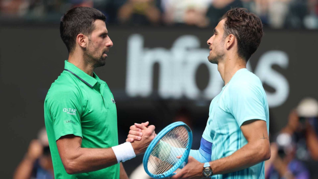 Lorenzo Musetti retires against Novak Djokovic in Australian Open ... &copy; Creative Commons