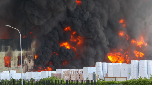 Malo, incendio all'azienda Deroma  G. di Vicenza &copy; Creative Commons