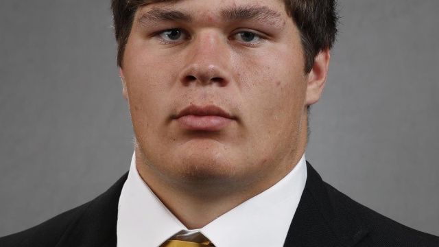 Tyler Linderbaum - Football 2021-22 - Iowa Hawkeyes Athletics ... &copy; Creative Commons