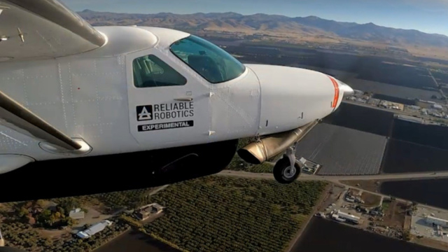 Reliable Robotics crea la storia dell'aviazione con il primo volo ... &copy; Creative Commons