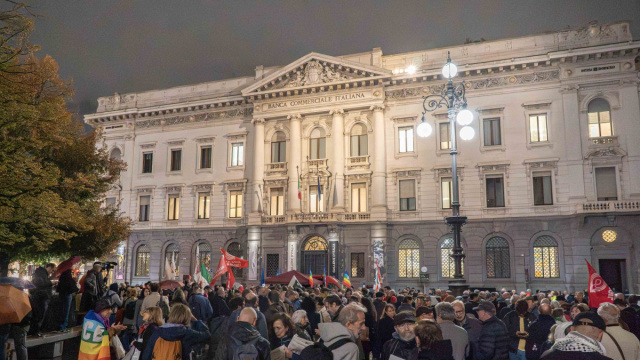 Milano in piazza contro la violenza, Sala: "Riprendiamo il ... &copy; Creative Commons
