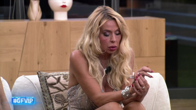 GF Vip, Valeria sbotta dopo la diretta: '&Egrave; il peggiore, voglio sentire l'agente' &copy;Mediaset.it