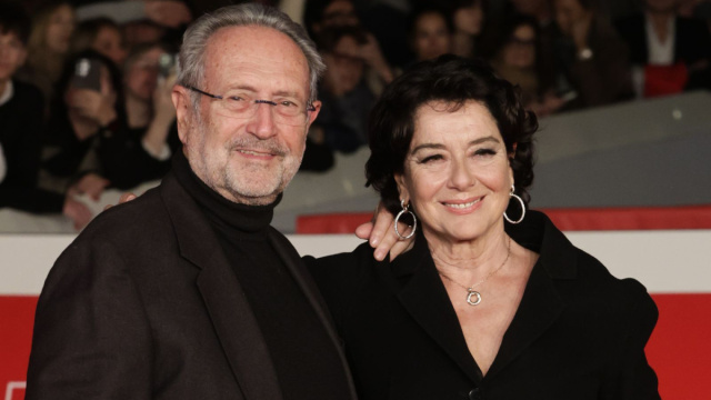 Monica Guerritore sul red carpet col marito Roberto Zaccaria alla ... &copy; Creative Commons