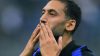 La Juve non molla il sogno Calhanoglu, il Milan pensa a Chiesa per gennaio